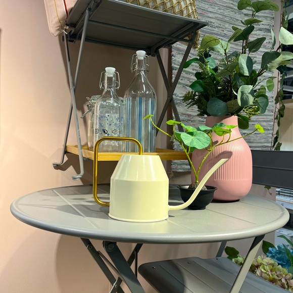Watering Can🪴💦 Ivory and Gold 30oz Watering Can Maria Seipel VATTENKRASSE Ikea - Picture 7 of 12